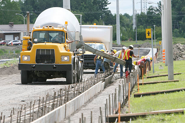 Best Concrete Driveway Installation  in Carrollton, MO